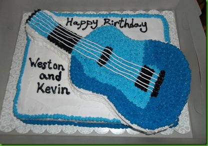 guitar cake