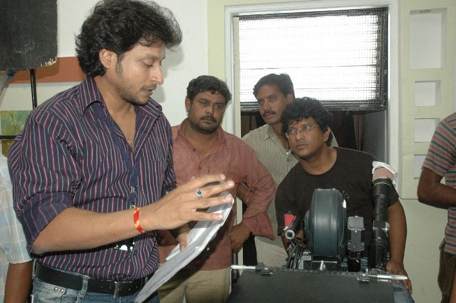 Latest Tamil Hit Film Bachelors 2 Photos Gallery 2011