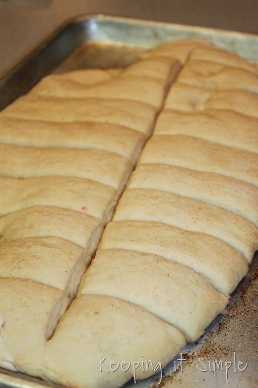 [Fluffiest%2520Breadsticks%2520ever%2520%25284%2529%255B4%255D.jpg]