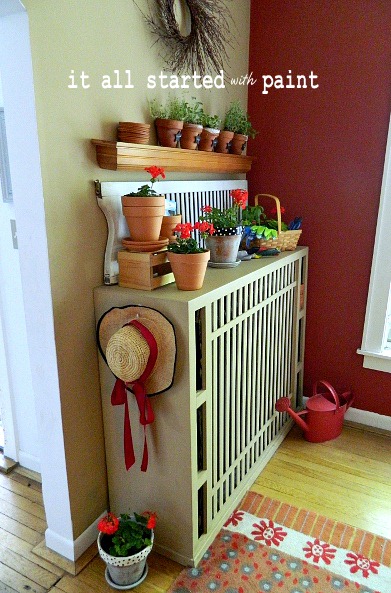 [potting_bench_summer_mantel_gardening_hat%255B10%255D.jpg]