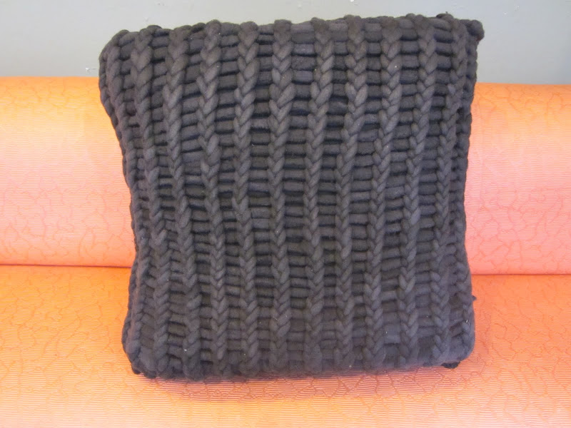 Pouf 2