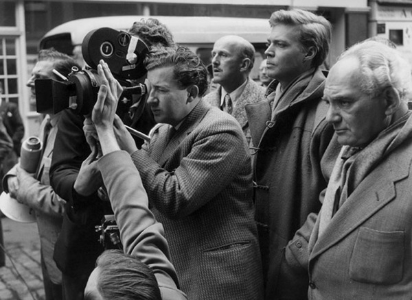 peeping tom_powell en rodaje.jpg Peeping tom powell en rodaje
