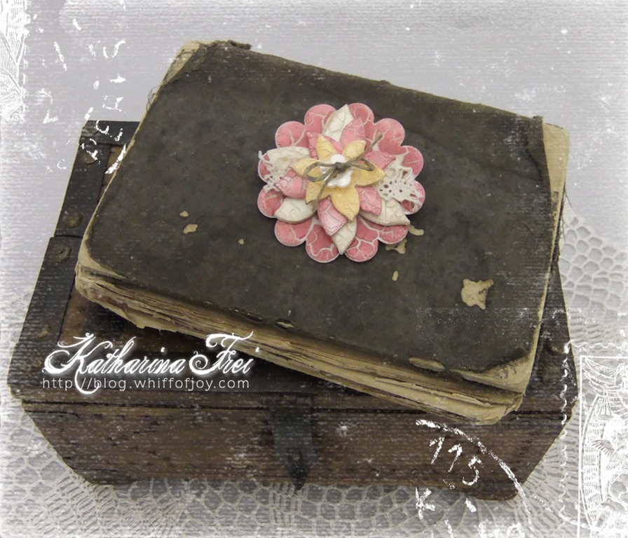 [paperflower2%255B4%255D.jpg]