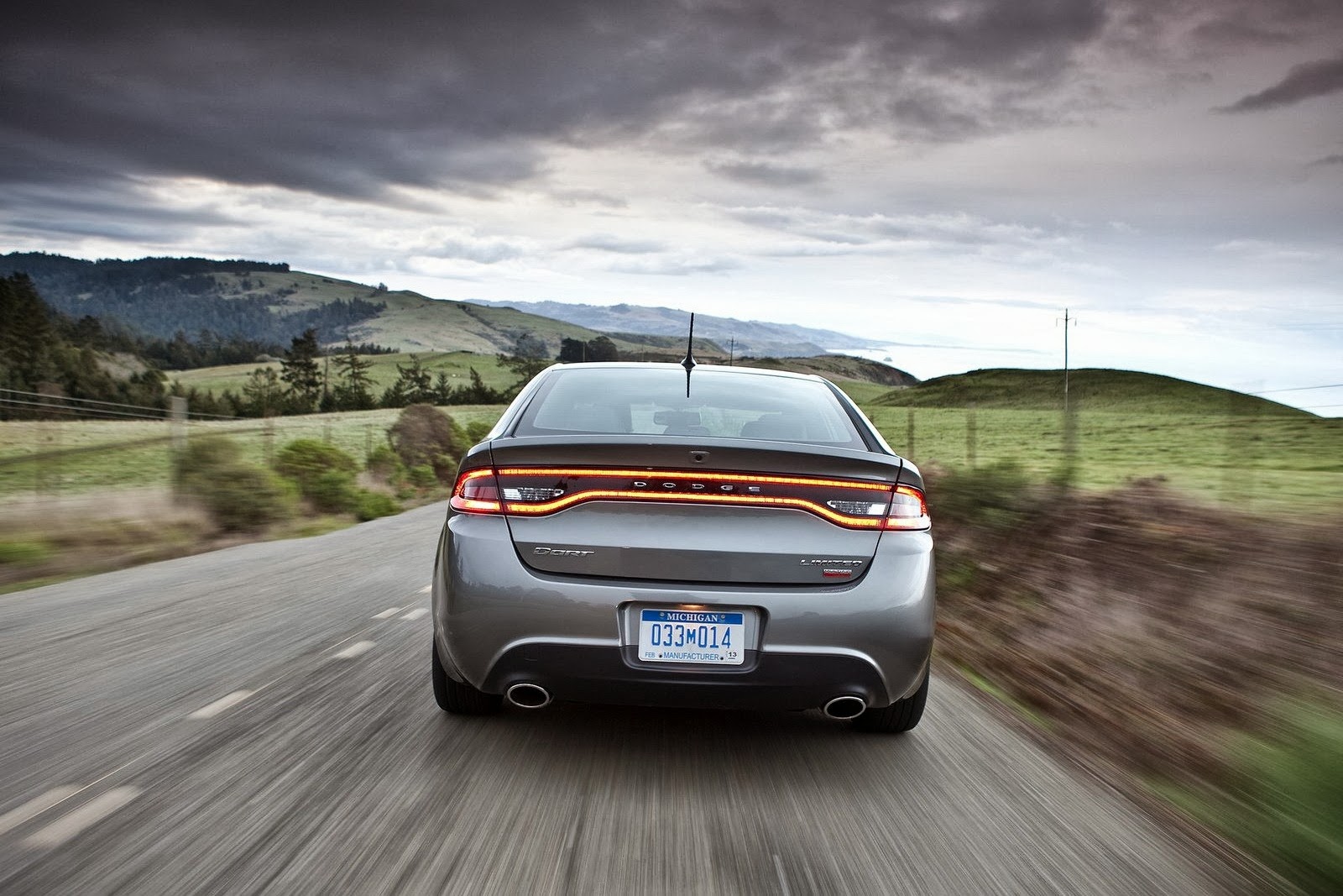 [Dodge-Dart-New-engine-9%255B2%255D.jpg]