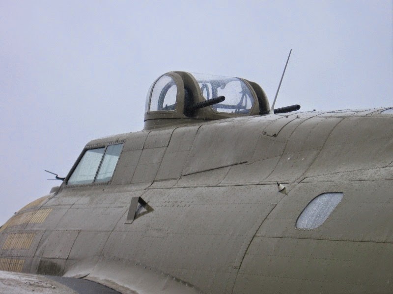 [IMG_6841-B-17-Bomber-Top-Turret-in-A.jpg]