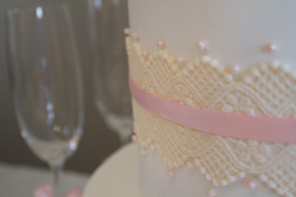 [Sugar%2520Rose%2520Wedding%2520Cake-10%255B3%255D.jpg]