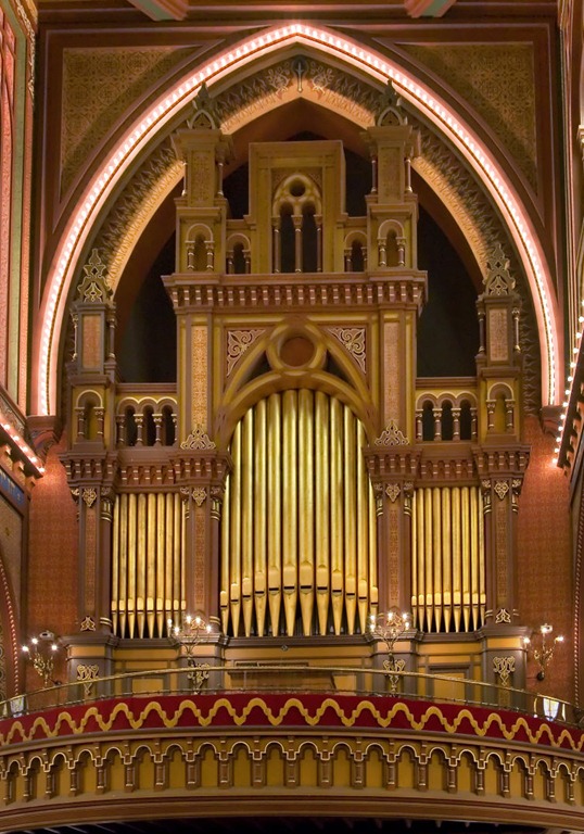 [Plum-Street-Pipe-Organ3.jpg]