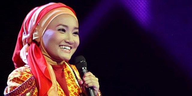 1039022-fatin-shidqia-lubis-di-gala-show-ke3-x-factor-indonesia-620X310