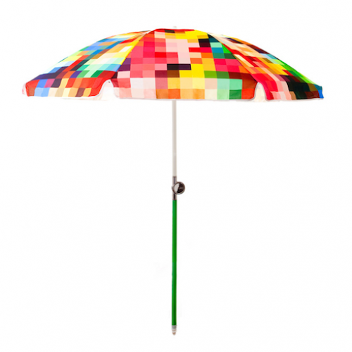 Friends will have no trouble spotting you on the beach with this unique umbrella. (safariliving.com)