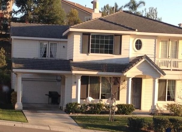 [House%2520Outside%255B8%255D.jpg]