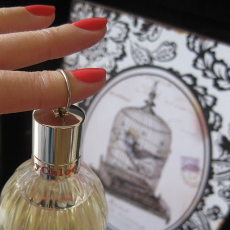 See by Chloe Perfume: Review | Strawberry Blonde