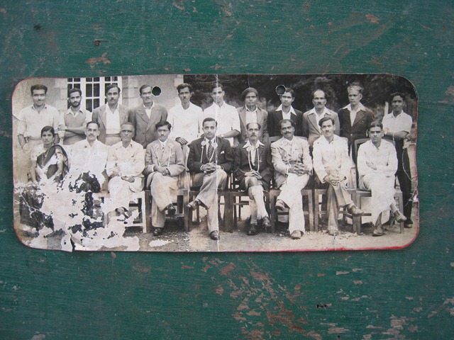 [Tea%2520Estate%2520Managers%2520at%2520the%2520end%2520of%2520the%2520Raj.jpg]
