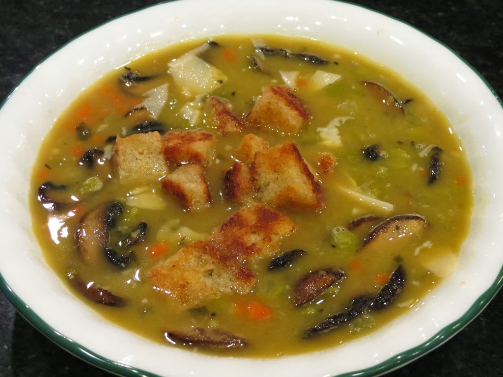 [Split%2520Pea%2520Soup%2520with%2520Mushrooms%2520and%2520Croutons%255B4%255D.jpg]