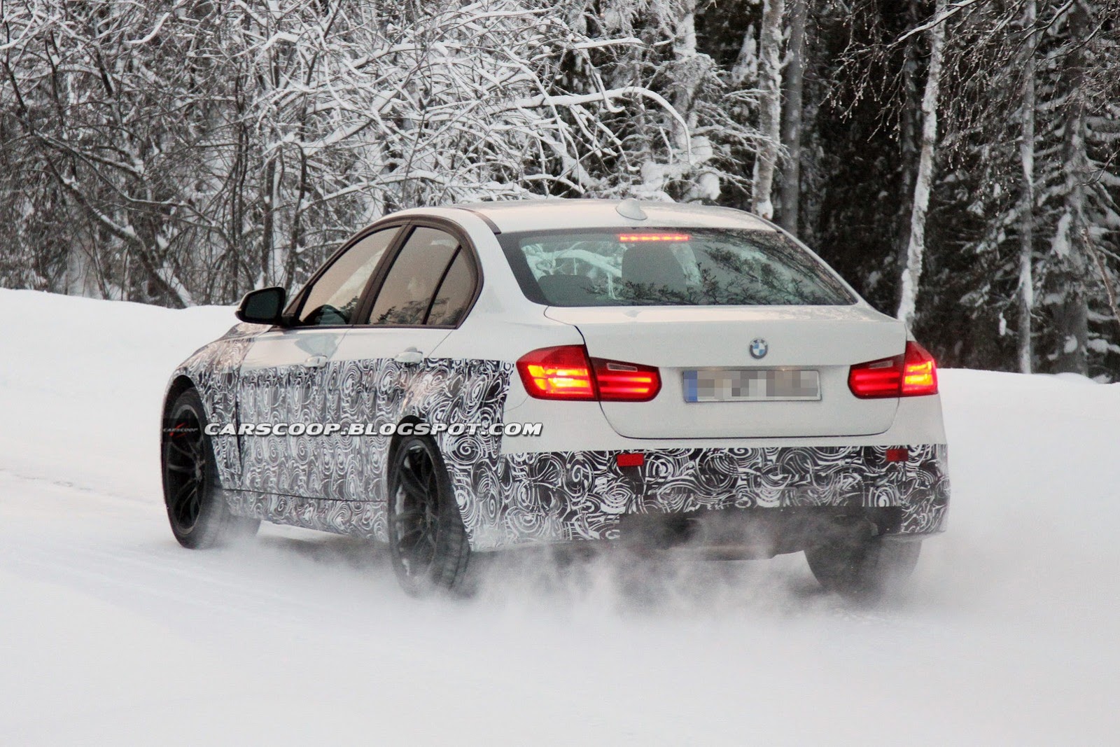 [2014-BMW-M3-Sedan-x6Carscoop%255B3%255D.jpg]