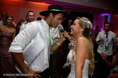 Fotos do evento Casamento Renata e Abelardo no Clube Paissandu. Foto numero 61 da cerimonialista Liliane Cariello, do Rio de Janeiro, RJ, que faz cerimonial de casamentos, cerimonial de eventos, cerimonial de festas, cerimonial de 15 anos, cerimonial de bodas, cerimonial de eventos sociais, cerimonial de aniversários, decoração de casamento, decoração de festas de 15 anos, decoração de eventos sociais, decoração de aniversários, buffet de casamento, buffet de 15 anos, buffet festas, buffet eventos e assessoria cerimonial. cerimonial casamento cerimonialista eventos casamentos rio festa buffet 15 anos niteroi festas de janeiro rj decoração com flores lembrancinhas vidro salão mesa ornamentação