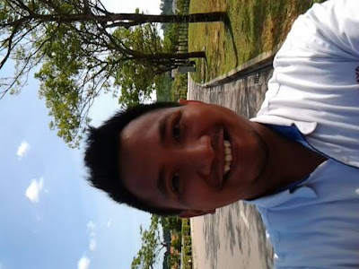 gambar senget..sebab memang senget kepala menahan panas