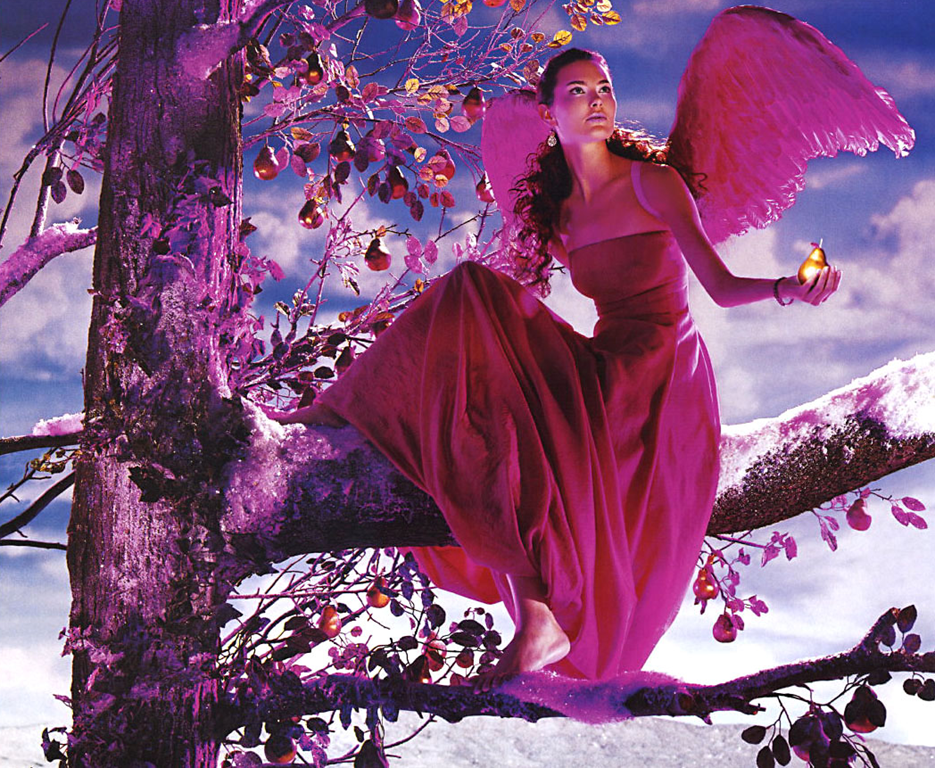 [vogue-us-december-1998-1%255B3%255D.png]