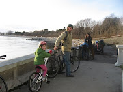 Bike ride along Dallas Road waterfront