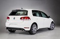 VW-Golf-GTI-Driver's-Edition-2