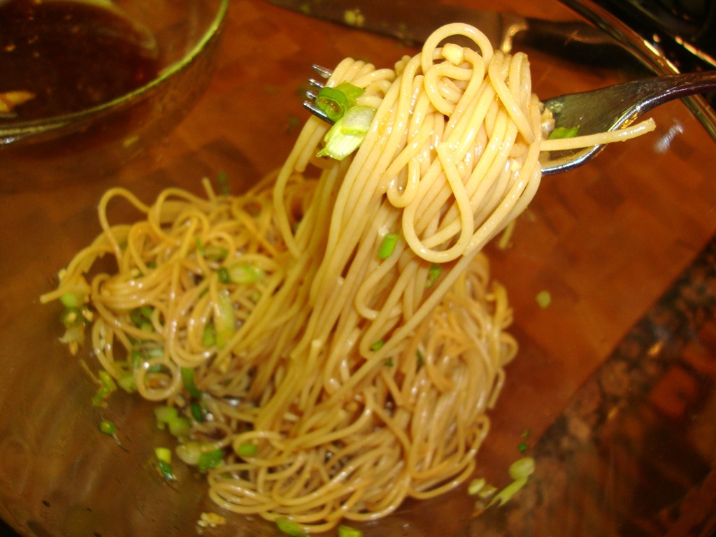 [Beef-Noodle-Salad-0994.jpg]