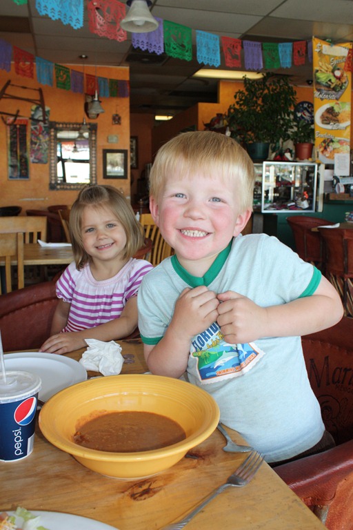 [easter%2520logan%2520trip%2520706%255B6%255D.jpg]