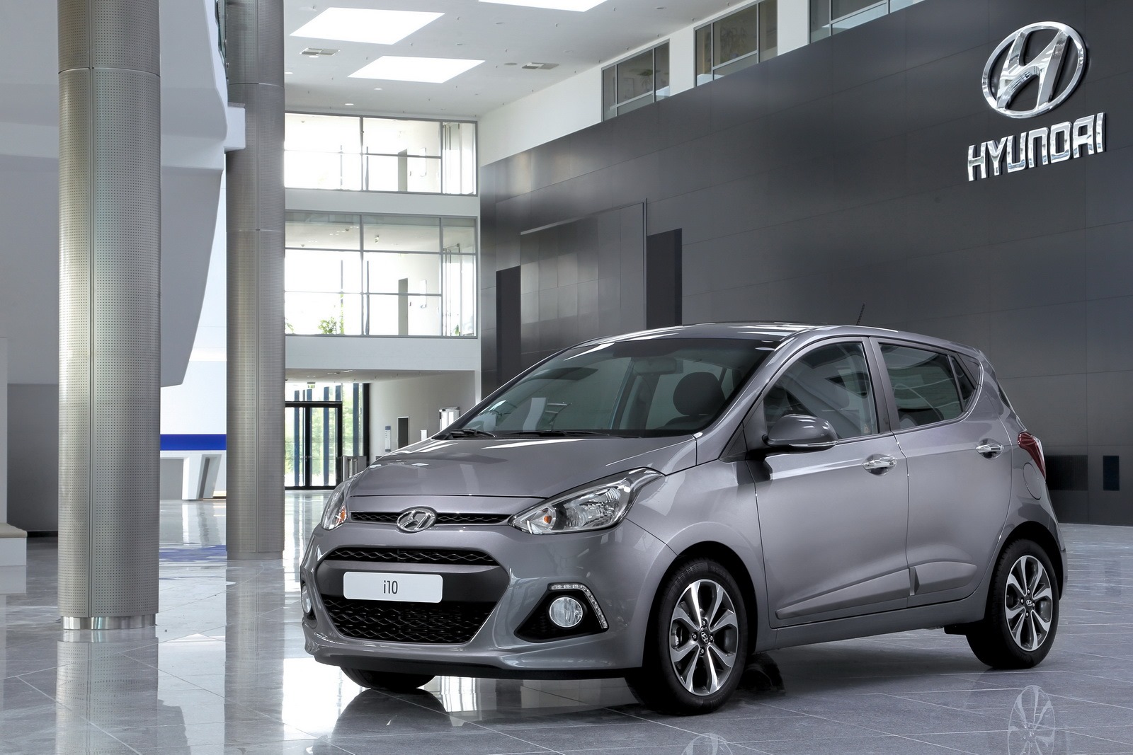 Hyundai-i10-15%25255B2%25255D.jpg
