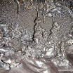 sculpture-de-lave-stalagmites-bulbeuses-randonnée-rando-des-laves-oxydations-rouges-couleurs-métalliques-coulées-2004-tunnel-grotte-cavité-spéléologie-spéléo-reunion-guide-agence-activité-loisir-pleine-nature-ile-intense-à-faire-bloc-vitrifié-au-sol-