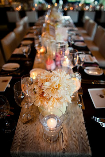 Just a reminder that candles glow in orange! Hints of a twinkling lights tucked in a centerpiece will add mysterious allure to your Halloween decorations. (www.stylemepretty.com) Just a reminder that candles glow in orange! Hints of a twinkling lights tucked in a centerpiece will add mysterious allure to your Halloween decorations. (www.stylemepretty.com)