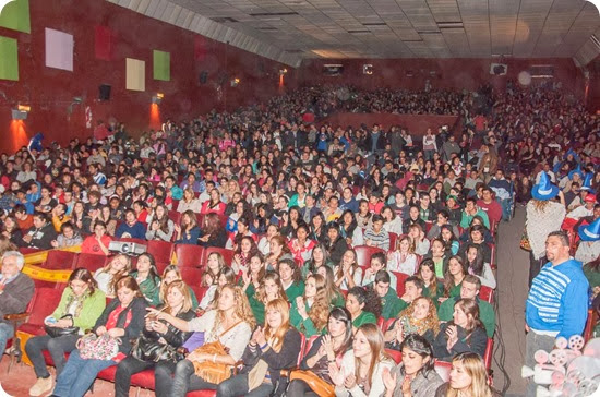 El acto tuvo lugar en el Cine Teatro Coral de Mar de Ajó 