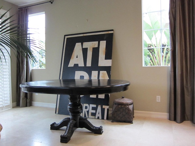 [dining%2520windows%252C%2520meter%252C%2520silverplate%2520dish%2520010%255B5%255D.jpg]