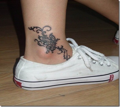 tatuaje picior fete