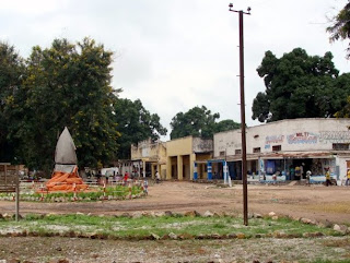 Une vue d'un quartier commercial de Manono, 450 km au Sud Ouest de Kalemie (Katanga/RDC).
