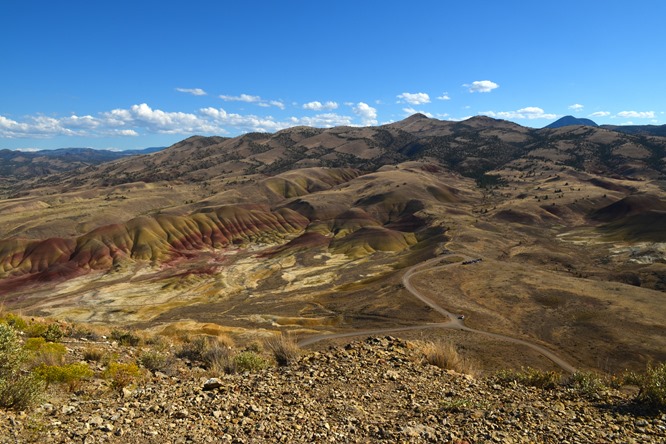 Carroll Rim Trail views Painted Hills John Day Fossil Beds that is the baby car down there at the trailhead
