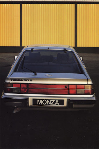 Opel_Monza_1984 (7).jpg