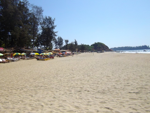 [PatnemBeach42.jpg]