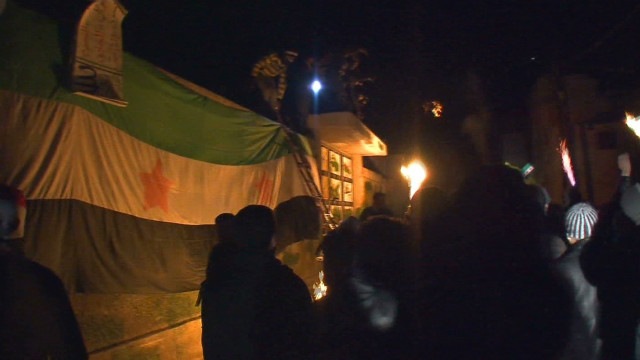 [120130125400-pkg-damon-syria-cat-mouse-00014127-story-top%255B2%255D.jpg]