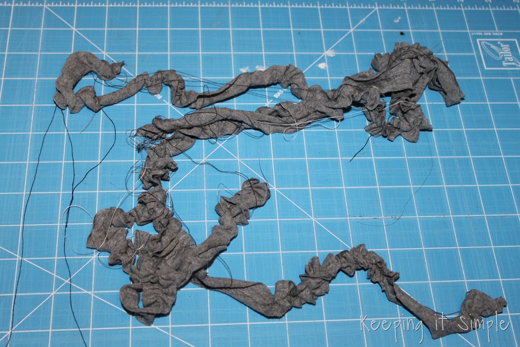 [grey%2520ruffles%255B8%255D.jpg]