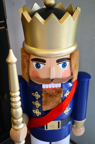 [nutcracker%255B3%255D.jpg]