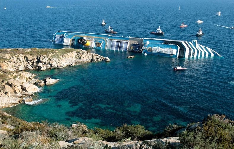 Costa-Concordia-5