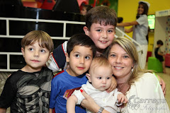 Fotos do evento Helena 5 anos. Foto numero 6310. Fotografia (fotografias) do Carrega Foto Digital, do fotógrafo profissional José Roberto Carrega, que faz fotos de casamento, fotos de adultos, fotos de crianças (infantil), fotos de bebês, fotos de grávidas (gestantes) e outros ensaios fotográficos em Botucatu (SP), outras cidades do estado de São Paulo e em todo o Brasil. fotos casamento de botucatu sp foto fotografia festa para noivas noiva casamentos doces finos bêbes lembrancinhas resina penteados e damas