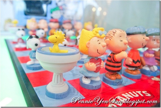 Charlie Brown Cafe (43)