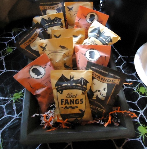 [TreatBags3.jpg]