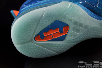 China is Coming to America. Nike LeBron 9 Official Release Date. lebron9 china blue flame 106 web black China is Coming to America. Nike LeBron 9 Official Release Date.