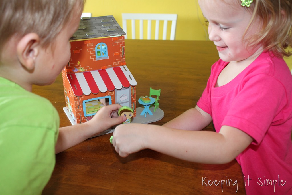 [pomtree%2520kids%2520play%2520house%2520%252811%2529%255B8%255D.jpg]