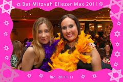 Fotos do evento Bat Mitzvah Eliezer Max - 20.11.11. Foto numero 20 da Social Click Fotografia Digital, do Rio de Janeiro, RJ, que faz fotos divertidas, fotos malucas, fotos com fantasias, fotos na hora, fotografia maluca, fotografia divertida com molduras personalizadas. fotos divertidas malucas foto maluca animadas animado rj rio de janeiro divertida fantasia animada fotografia eventos sociais e filmagem no site fotografos casamento