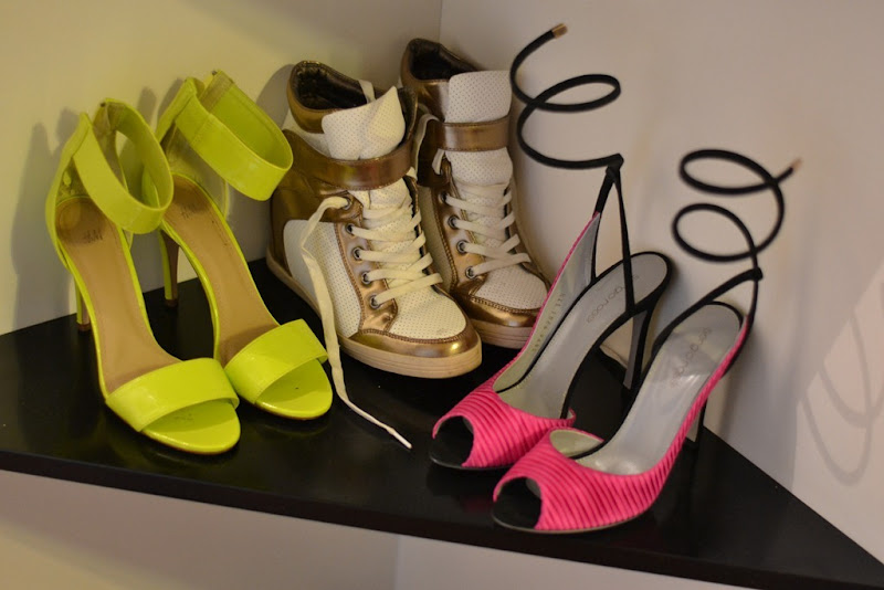 Sergio Rossi, Sergio Rossi Sandals, Primark, Primark sneakers, H&M, H&M sandals