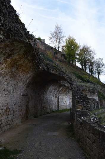 [Volterra%2520ruins2%255B7%255D.jpg]