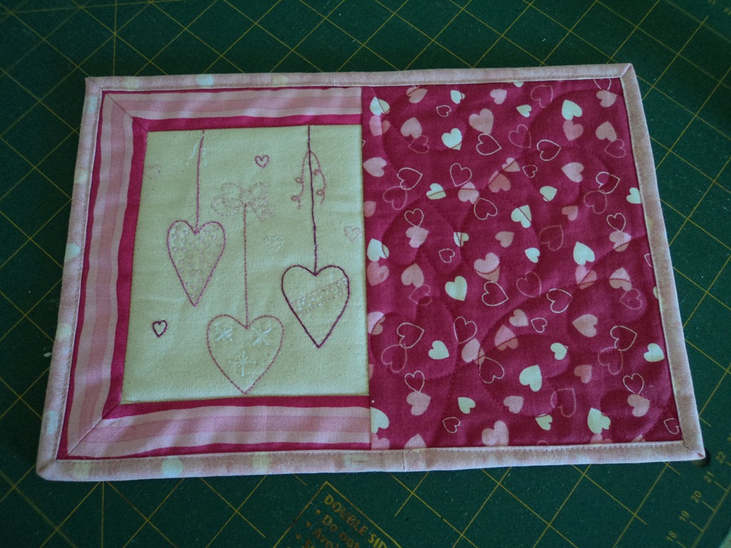 [Mary%2527s%2520Valentine%2520Rug%2520Mug%2520Swap%25202013%255B5%255D.jpg]