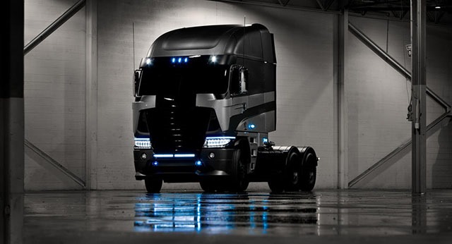 Argosy Freightliner Revealed on the Set of Transformers 4