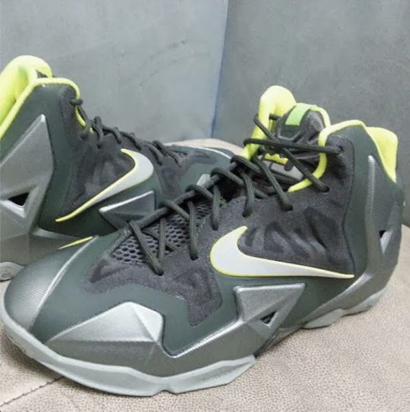 First Look at Nike LeBron XI 8220Dunkman8221 in Kids8217 Version